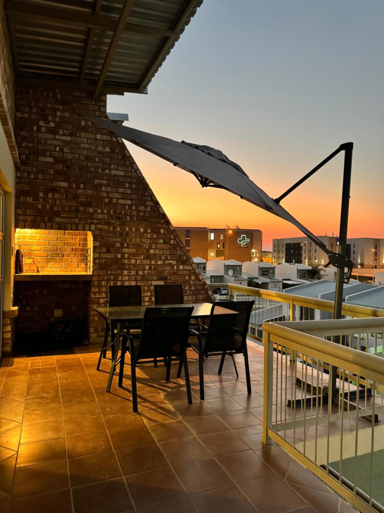 Weavers Nest 34 Windhoek Exterior foto